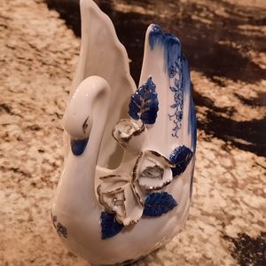 Delftware Style Swan Vase